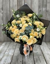 Букет цветов из:  Розы и Лизиантусы #REPLACE_PRED# Правокубанском