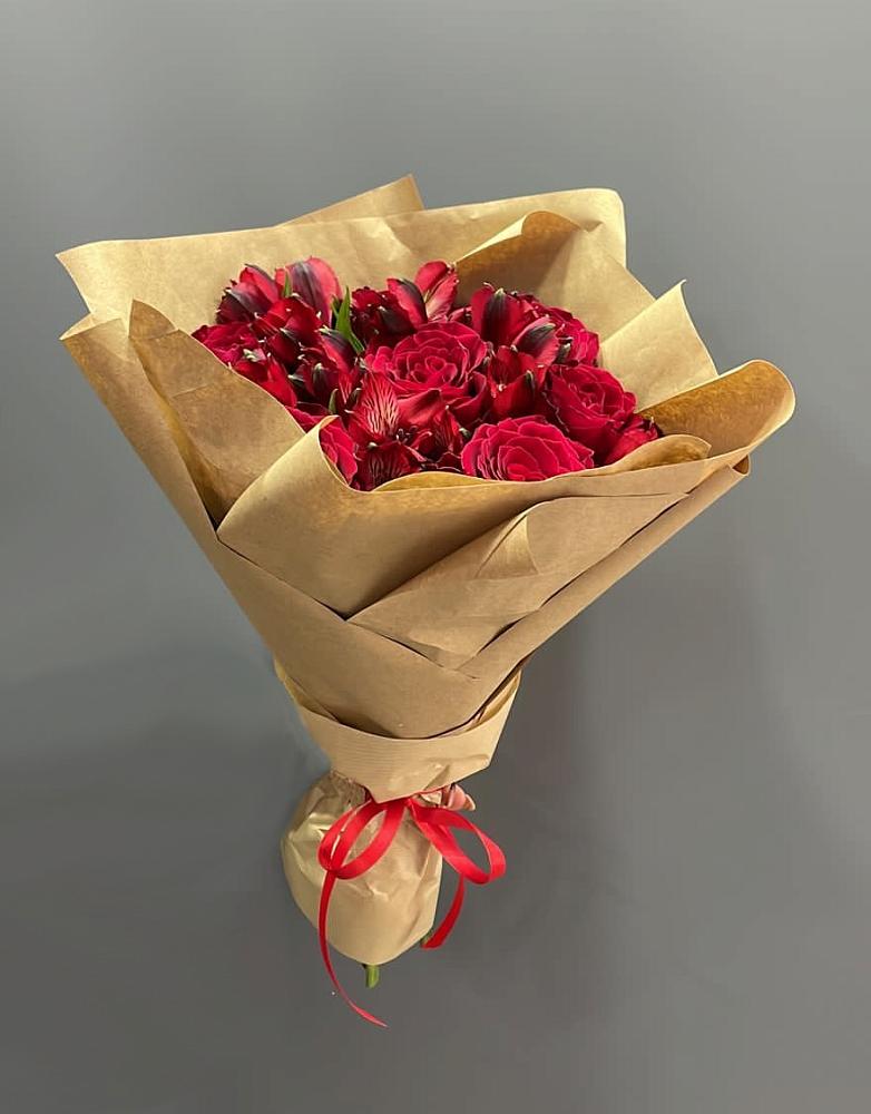 Букет цветов из: Альстромерии и Розы в Правокубанском