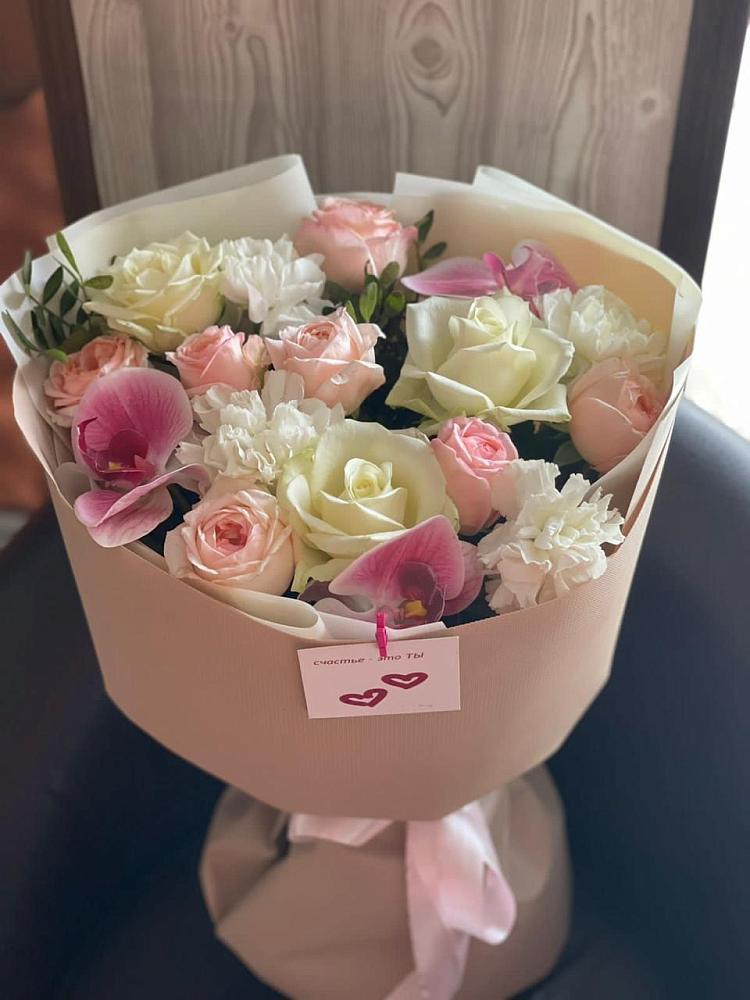 Букет цветов из: Орхидеи, Розы и Гвоздики в Правокубанском