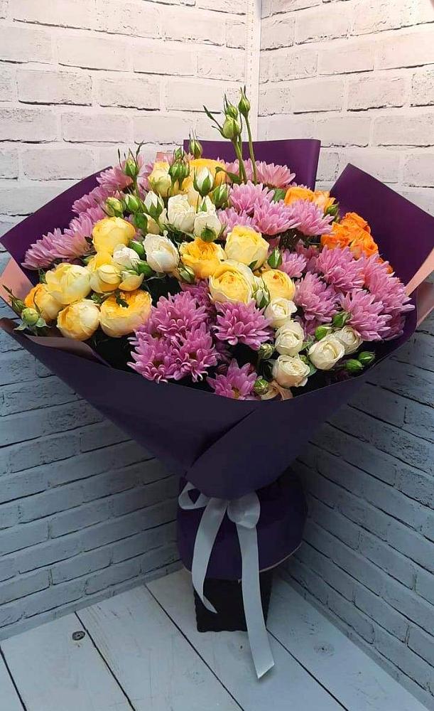 Букет цветов из: Хризантемы и Розы в Правокубанском