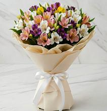 Букет цветов из:  Альстромерии в Правокубанском