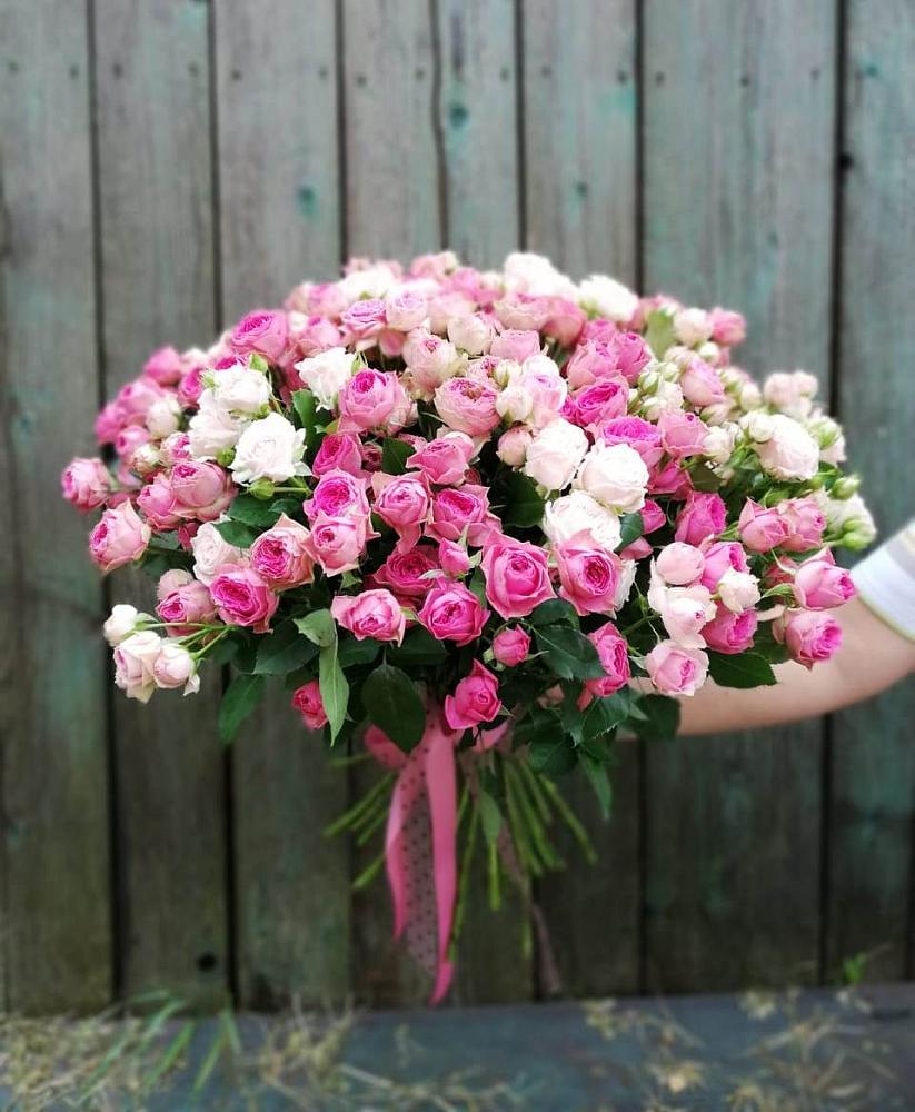 Букет Розовые кустовые розы Натали и Лав Лидия в Правокубанском