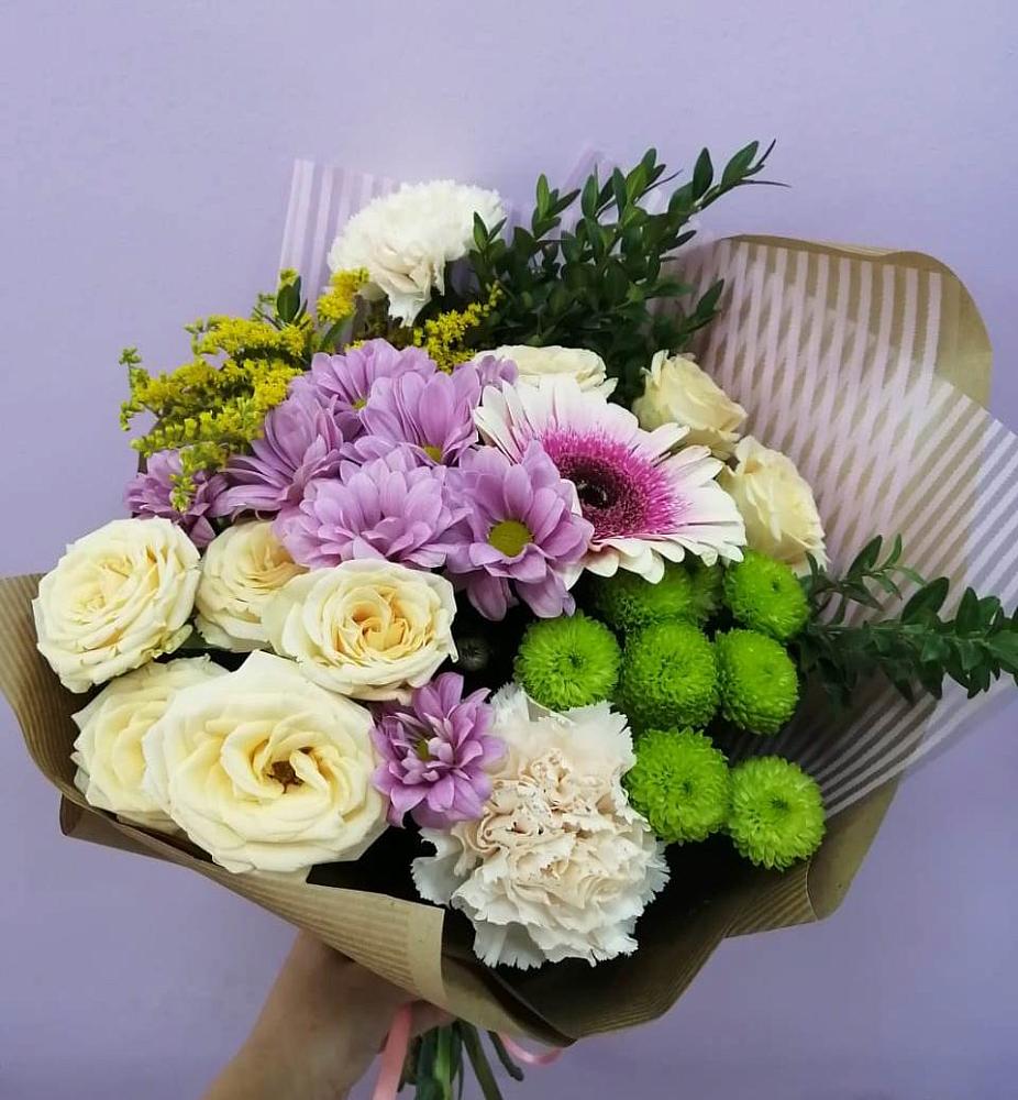 Букет цветов из: Хризантемы, Розы, Гвоздики и Герберы в Правокубанском