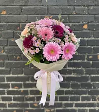 Букет цветов из:  Герберы и Хризантемы в Правокубанском
