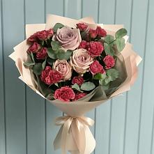 Букет цветов из:  Гвоздики и Розы в Правокубанском