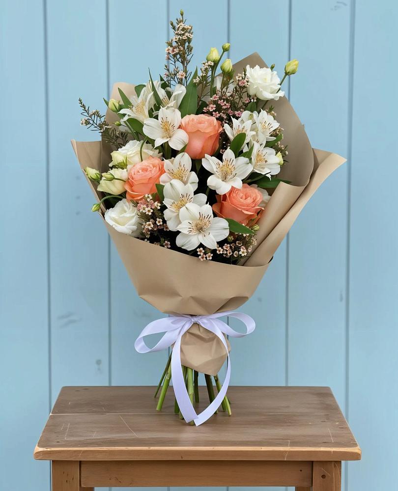 Букет цветов из: Альстромерии, Лизиантусы, Розы и Хризантемы в Правокубанском